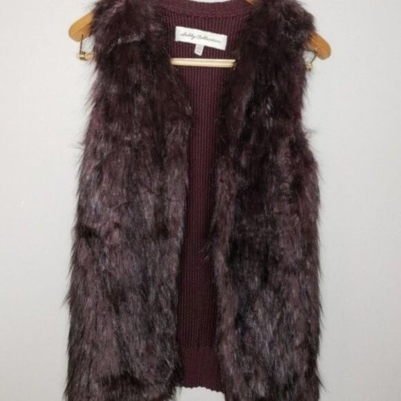 Sebby Collection Knit Faux Fur Vest – Stylish Warm Vest size Medium - Picture 8 of 9